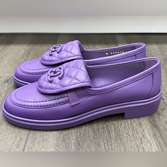 2023 CHANEL CC LOGO LOCK PURPLE LEATHER LOAFERS OXFORD SHOES 37 NEW - Picture 13 of 16